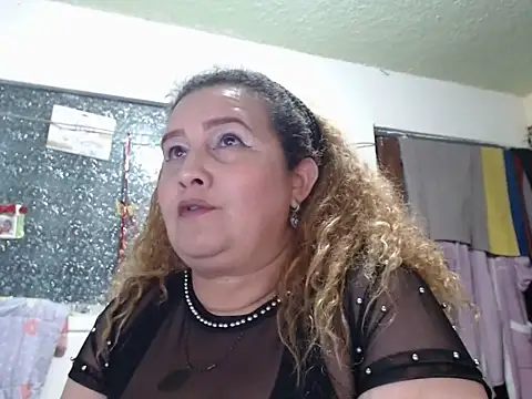 Chat XXX Live Perla1981--