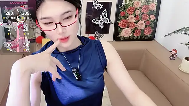 T-TeaRn Live XXX chat