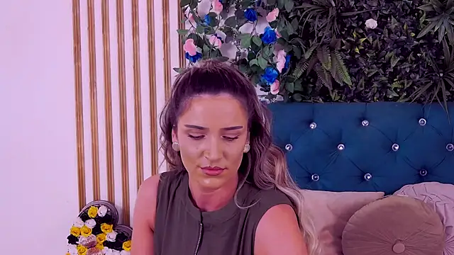 CherryMuse_'s Live XXX Chat