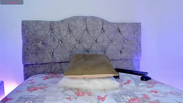 malybu_'s Live XXX Chat