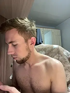 ---Dark--- – Naživo XXX chat