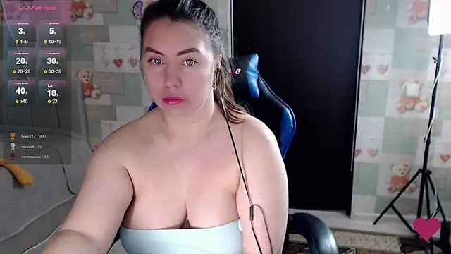 Korolek12 Chat XXX live