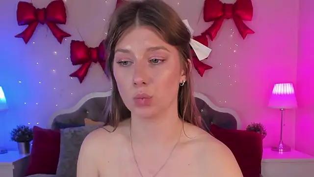 katymeaw Adlı Modelin Canlı XXX Sohbeti
