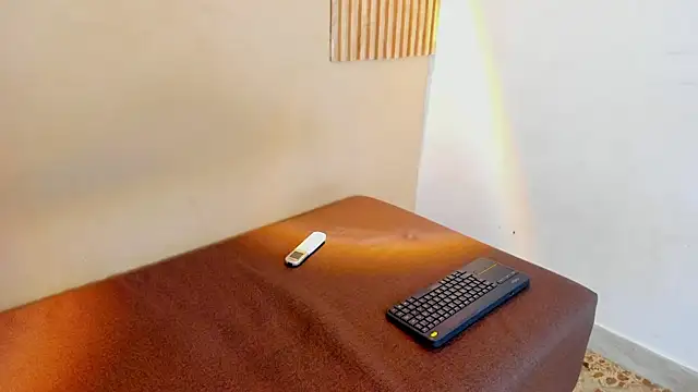 BABY_WARDWELL webcam show