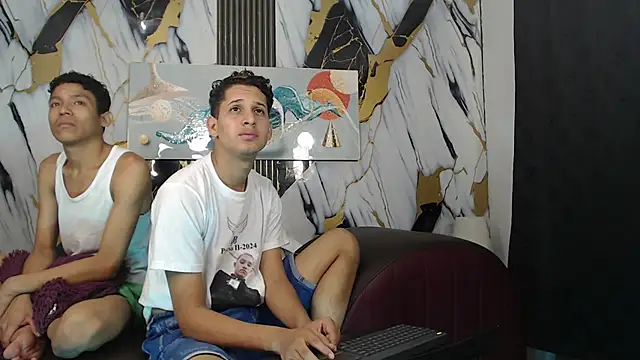 Chat +18 de GREAT_BALLS ao vivo
