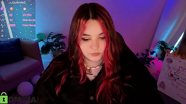 Mia_R0ss Chat XXX in diretta