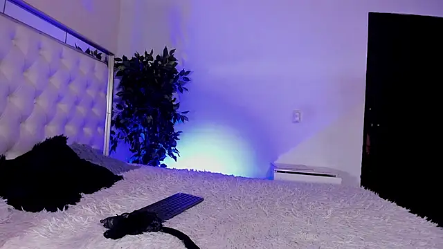 Miss_KhalifaDoll Webcam show