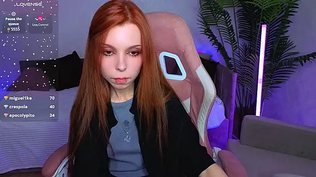 Star_Tarra's Live XXX Chat