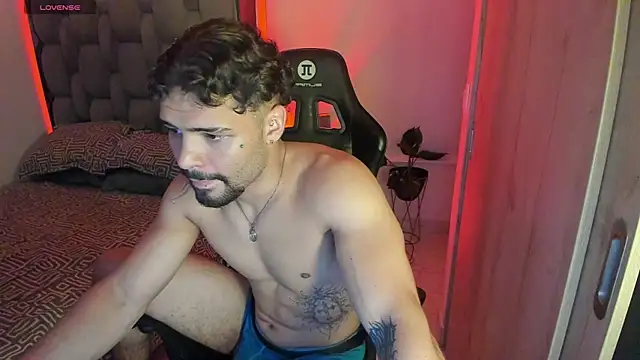 Show modela justin_lenox na web-kameri