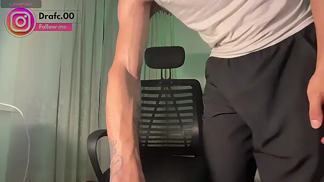 rafael_stone11 Show Webcam