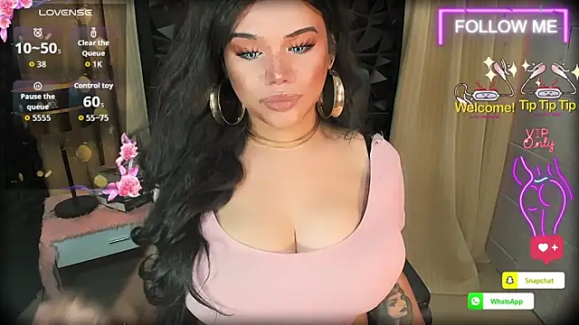xHugeHarleySelfsuckerx Show in webcam