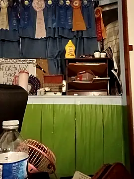 IttyBittyStonie's Live XXX Chat