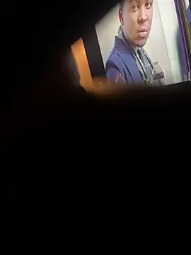 ChocolateKissesBaee 现场XXX聊天