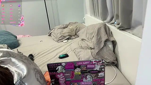 selena_favn Live XXX-chat