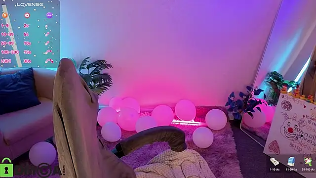 XXX chat uživo modela Mia_R0ss