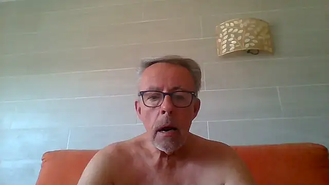 tuggy59 – Naživo XXX chat