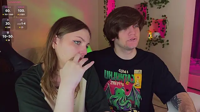 XXX chat uživo modela RobertAndLinela