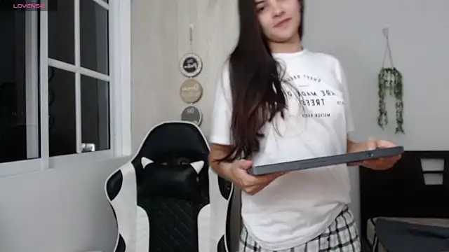 Živá chatovací místnost abigail_monore_