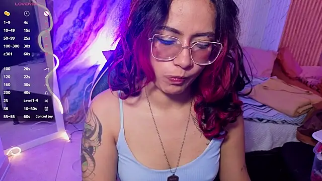 kristen_tay Chat XXX in diretta