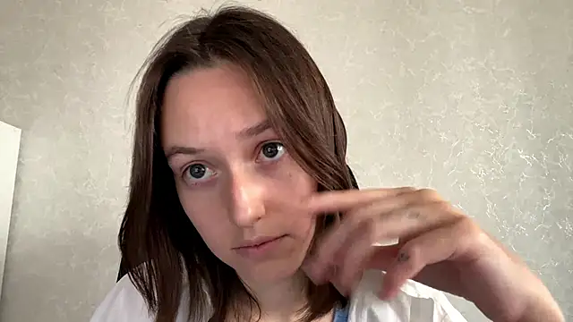 LisaSunrise – Naživo chatovacia miestnosť