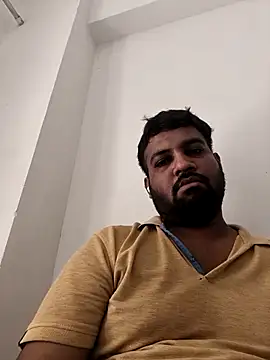 vinay_smalldickn Webbikameraesitys