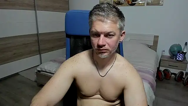 RobbyShawz Live XXX-chat