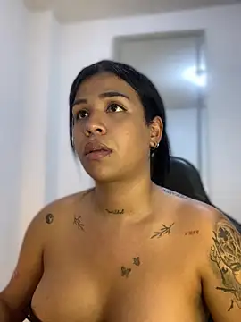 tinalove7's Webcam Show