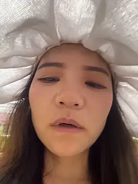 xiaochengzi505 即時 XXX 聊天