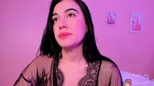 Онлайн чат XXX angeel_fox