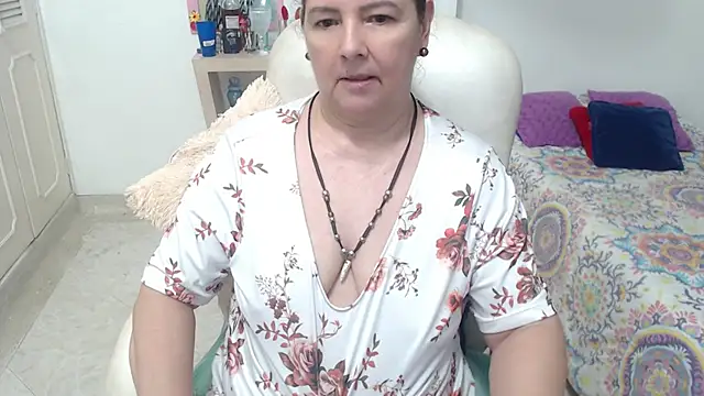 leonela_69 Chat XXX in diretta