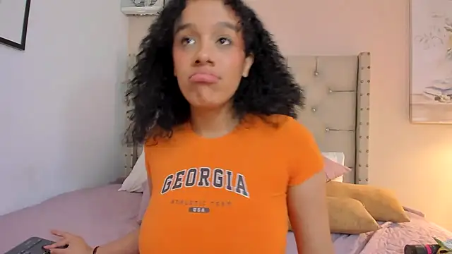 Chat +18 de vanesasexyhot21 ao vivo