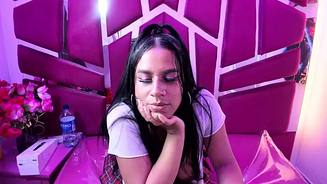 แชท XXX สดของ Scarlett_Moom