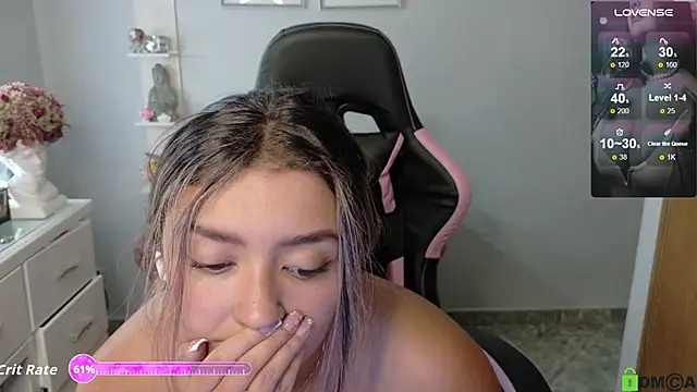 Melannyy_'s Live XXX Chat
