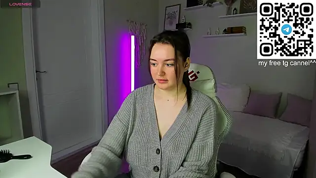 دردشة Laura_CollinsS الجنسية المباشرة