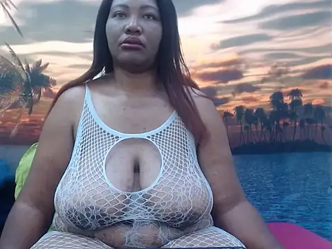 chubbydoll122 Live XXX Chat
