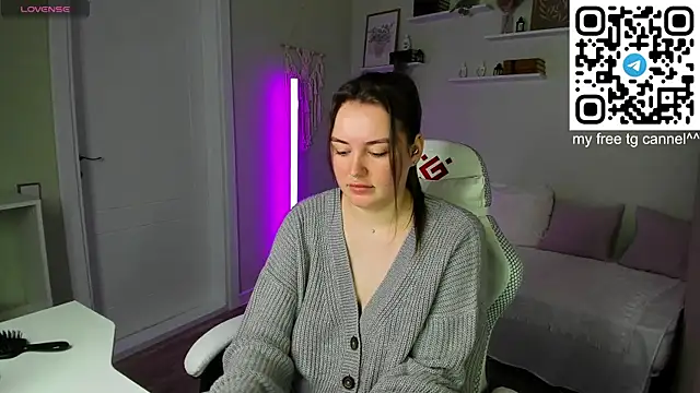 Laura_CollinsS' Live XXX Chat