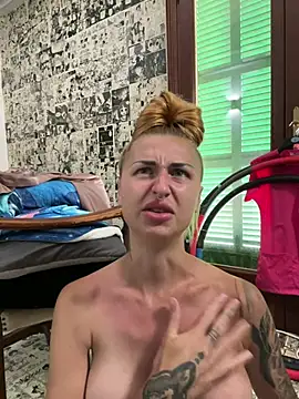 Chat +18 de kylie_blck ao vivo