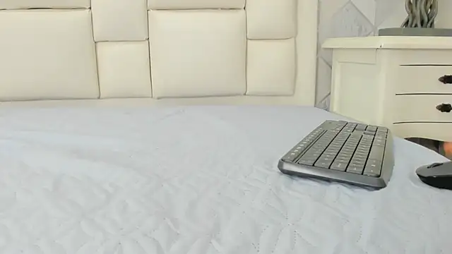 naia_coxのライブXXXチャット