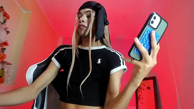Katy_bratz_のライブXXXチャット