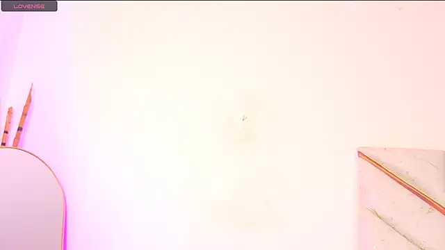 AlanaDoll Pertunjukan Webcam