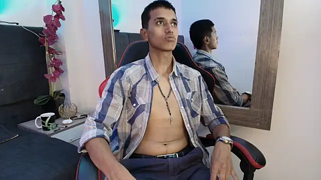 Alan_Colthon Pertunjukan Webcam
