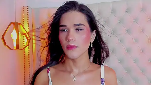 Show de _ISALITTLESTAR_ na webcam