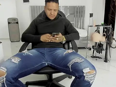 master_leather 라이브 XXX 채팅
