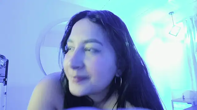sofia_klarck – Naživo chatovacia miestnosť