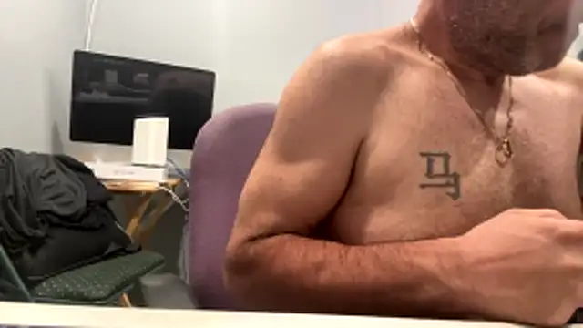 frankyjones8989's Webcam Show