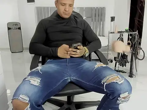 Živý XXX chat master_leather