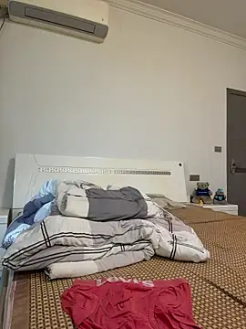 llkiki Webcam Show