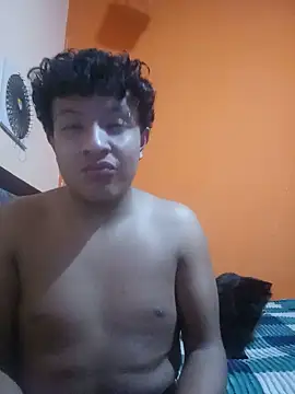 ANDREY_PHANTOM Adlı Modelin Canlı XXX Sohbeti