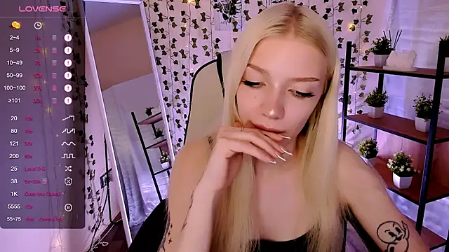 Chat +18 de AnyaTaylor_ ao vivo