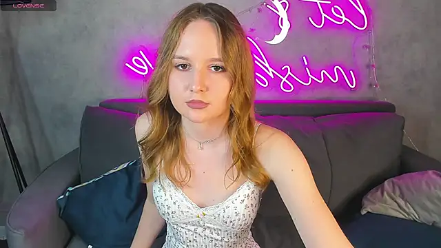 Emmaa_Kimm's Live XXX Chat